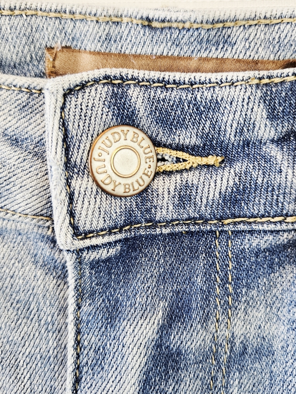 Judy Blue High Waist Side Panel Barrel Leg Jean size 29 - Picture 10 of 16